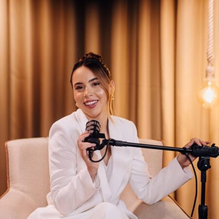AI Podcasting: 10 Incredible Ways It Is Reshaping Audio Content