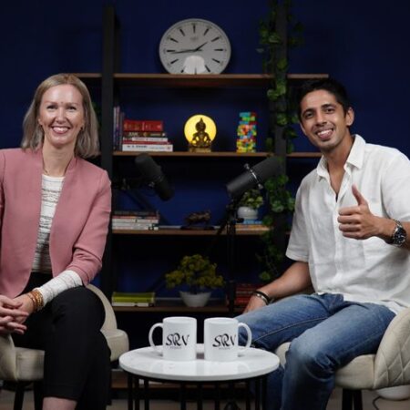 Funniest Political Podcasts – 10 Brilliant Shows That Make Politics Bearable in 2025